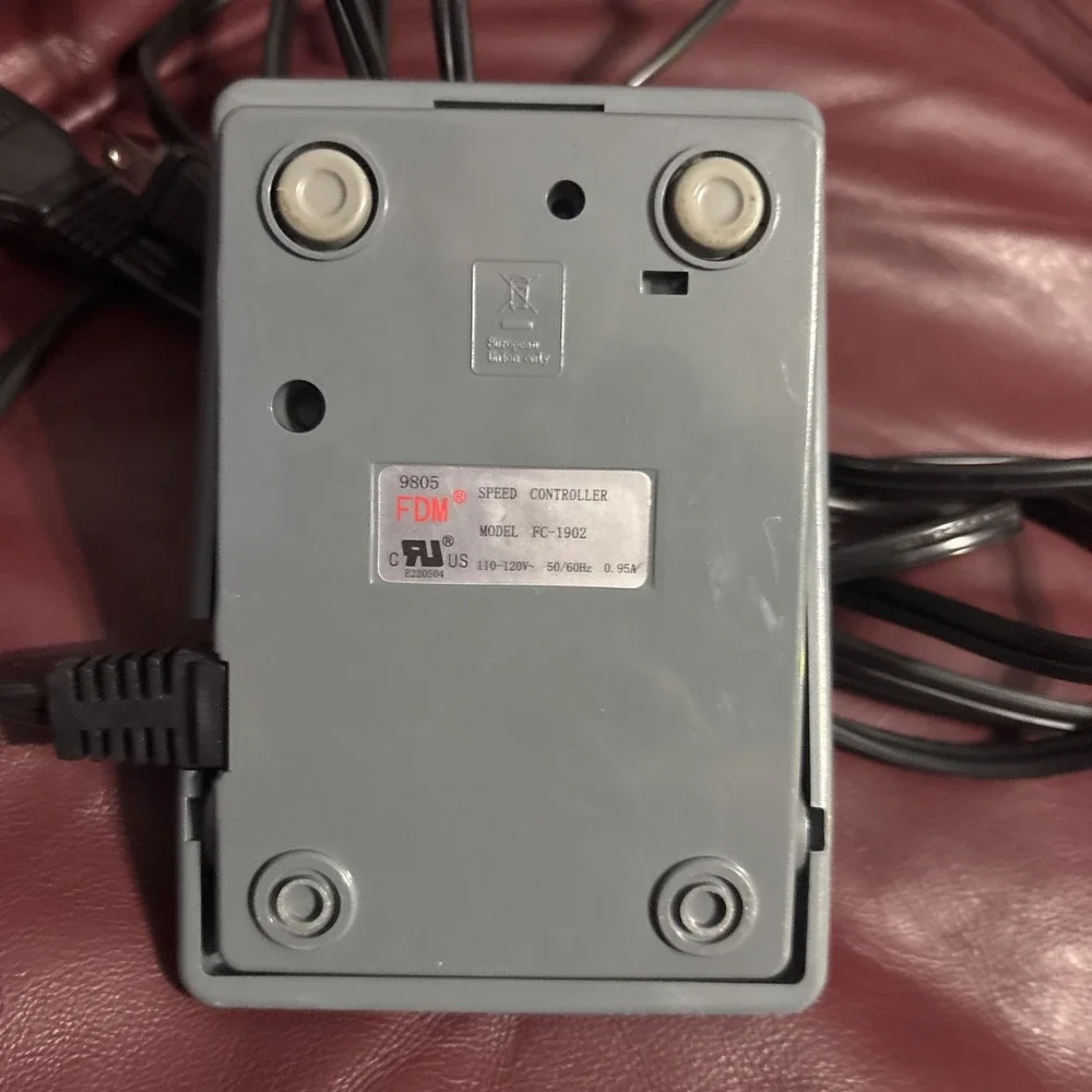 Electronic FDM FC-1902 Sewing Machine Foot Pedal Speed Control 3-Prong Grey